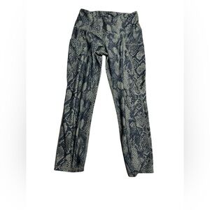🐍 NOLI ACTIVE Snakeskin High Rise Leggings Sz‎ M 🐍